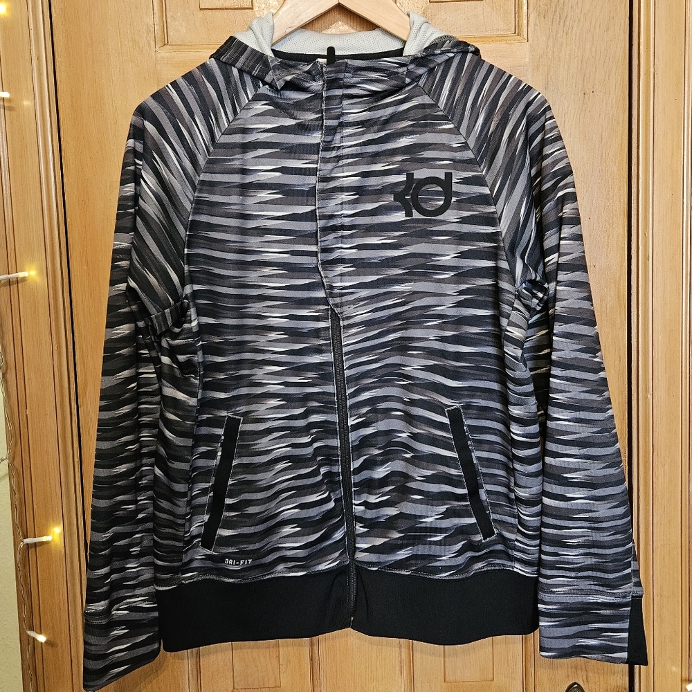 Nike KD, Boys XL, Black and Gray Print Hoodie